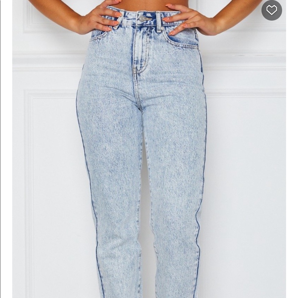 White fox Boutique “Like Duh!” Boyfriend Jeans
